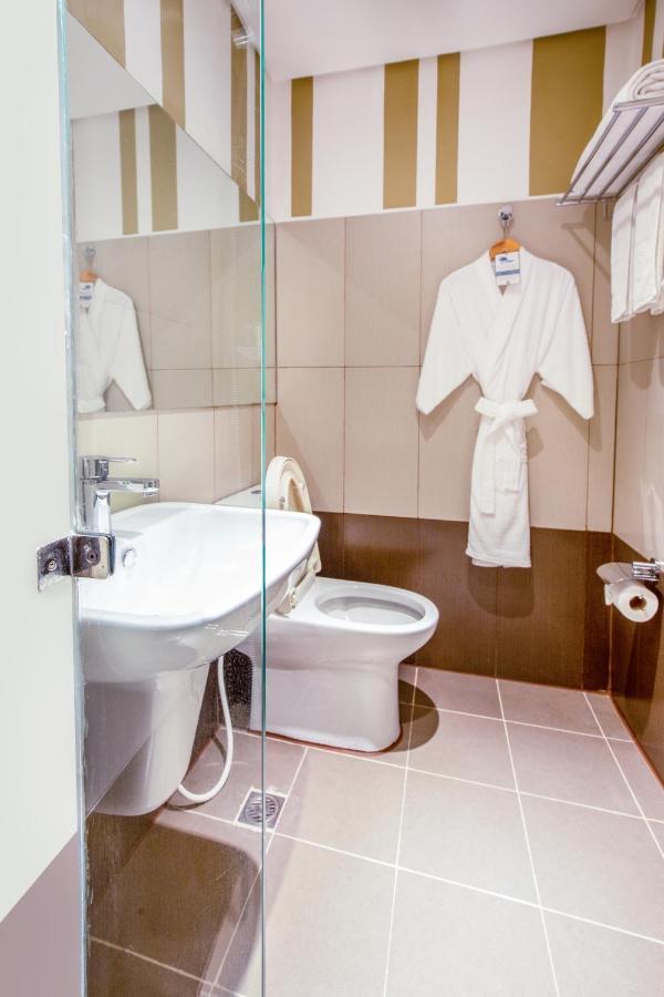 Hotel101 - Fort Taguig Dış mekan fotoğraf